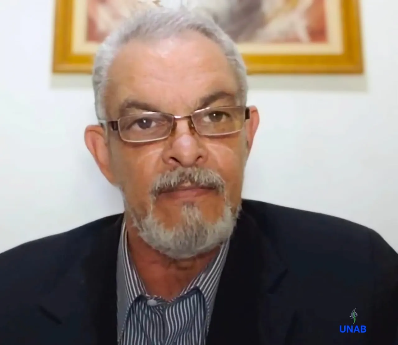 Dr. Maurício dos Santos Pereira